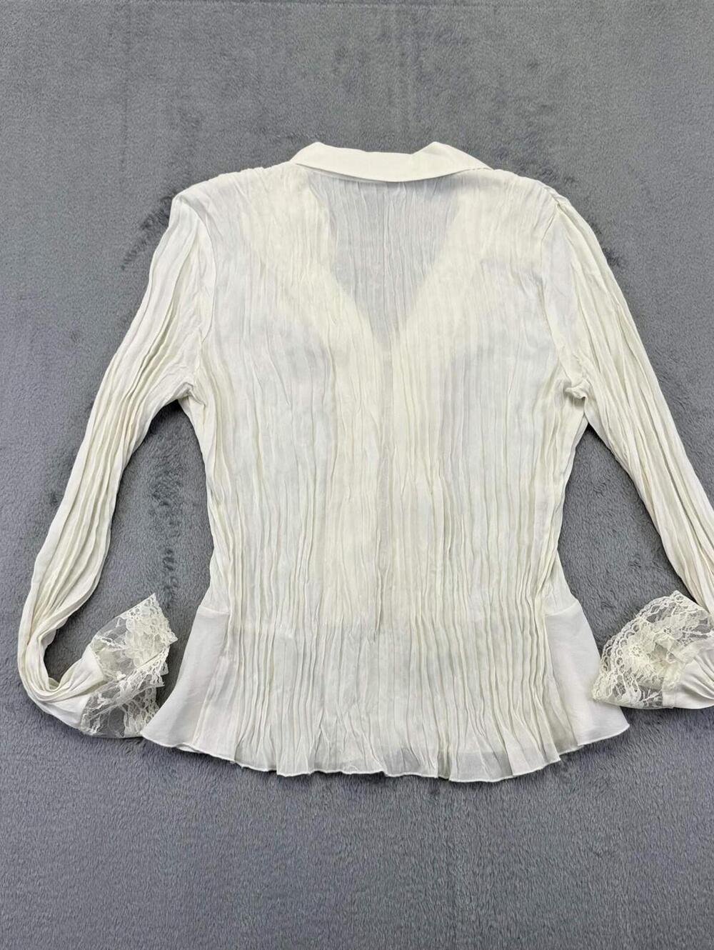 Chapter One Women's White Ruffle Blouse - Picture 2 of 6
